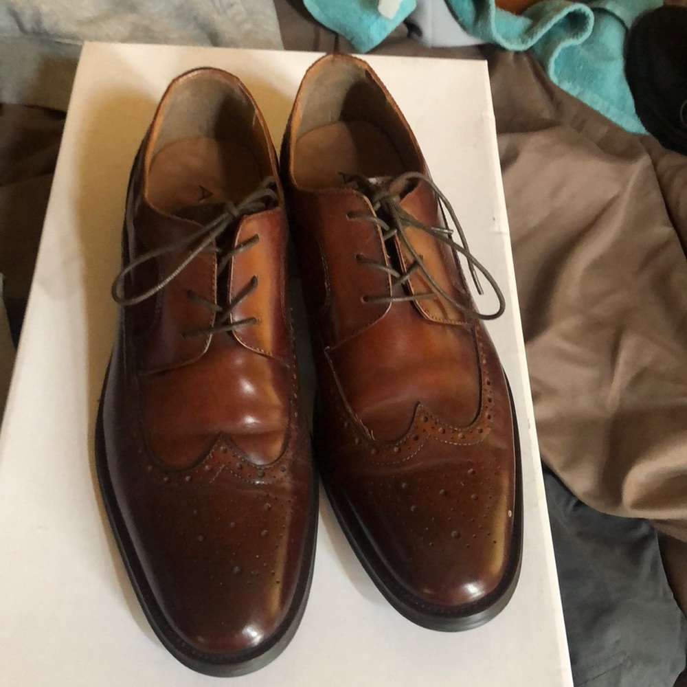 Also brown Oxford like new wore a few times